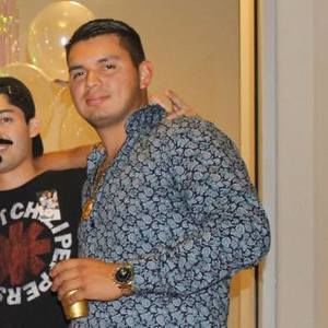 Meet your Posher, Fernando